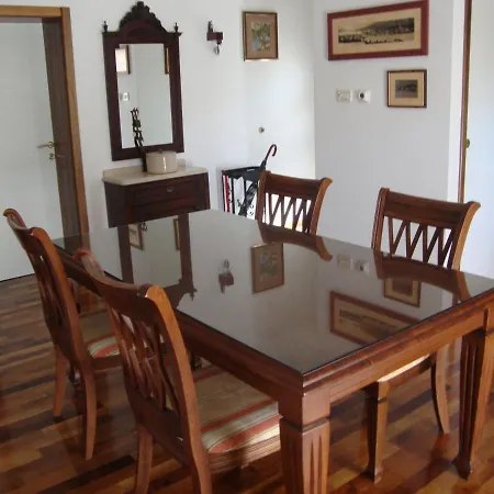 Apartman With A Parking Space Seget Donji, - 11524